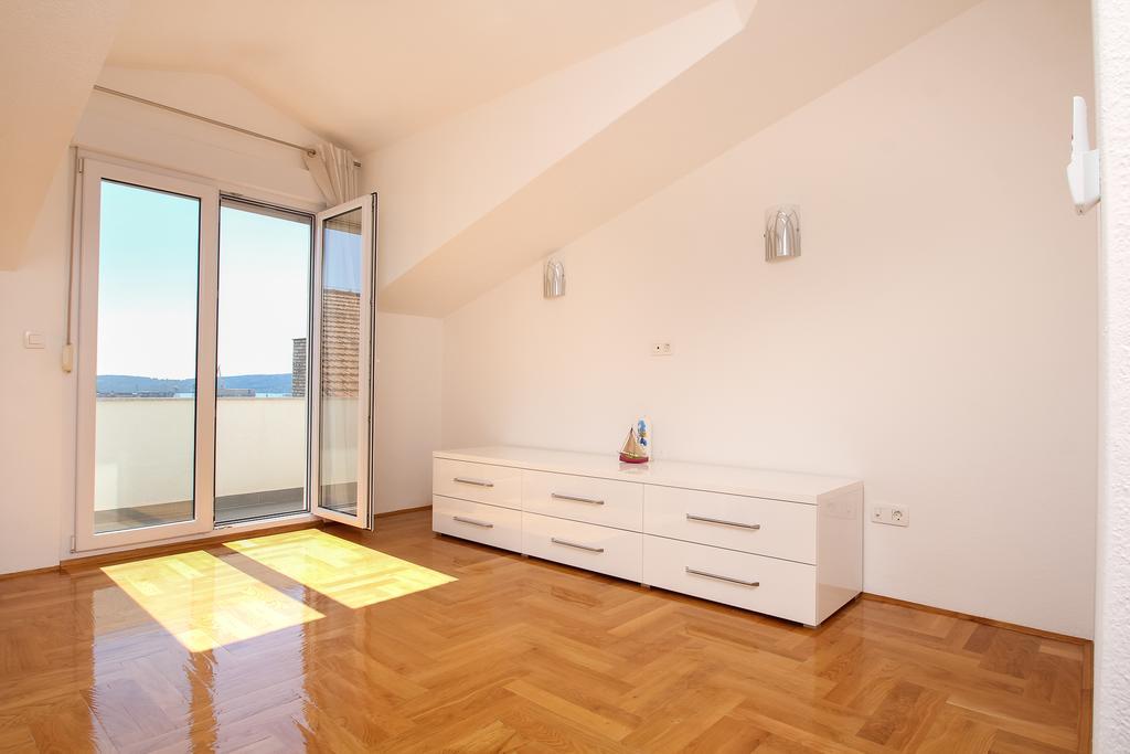 Apartman Dominik Trogir Buitenkant foto