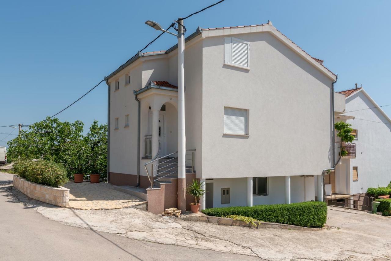 Apartman Dominik Trogir Buitenkant foto